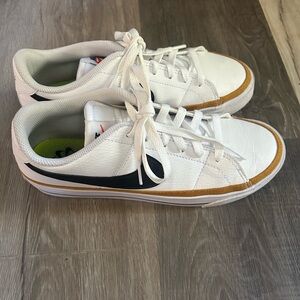 Nike White and Brown Men's Sneakers